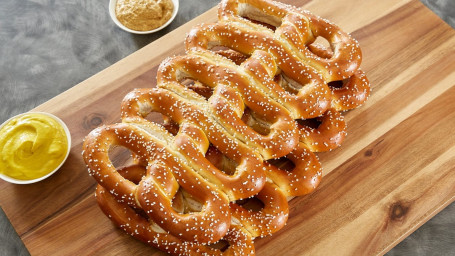 6 Real Pretzels