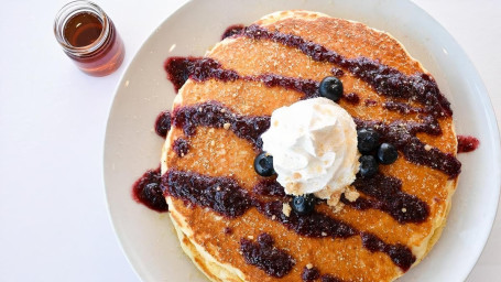 Wildberry Crumble Pancakes