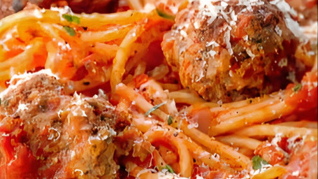 Spaghetti Meatballs With Italian Marinara Sauce