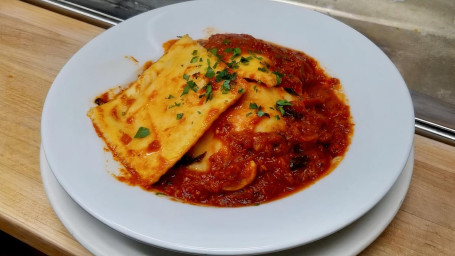 Lobster Ravioli With Marinara Sauce