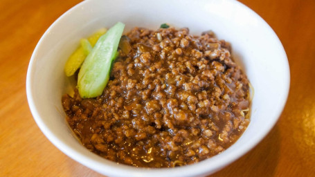 Minced Pork Noodles Zhà Jiāng Miàn