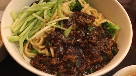 Beijing Bean Sauce Noodles