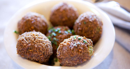 Falafel Entree Plate