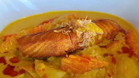 Yellow Curry Salmon